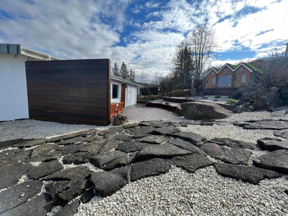 Iceland Sjf Villa, Hot Tub & Outdoor Sauna Amazing Mountains And City View Over Ρέυκιαβικ Εξωτερικό φωτογραφία